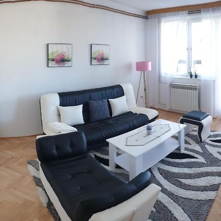 Apartman Hana Sanski Most Exterior foto